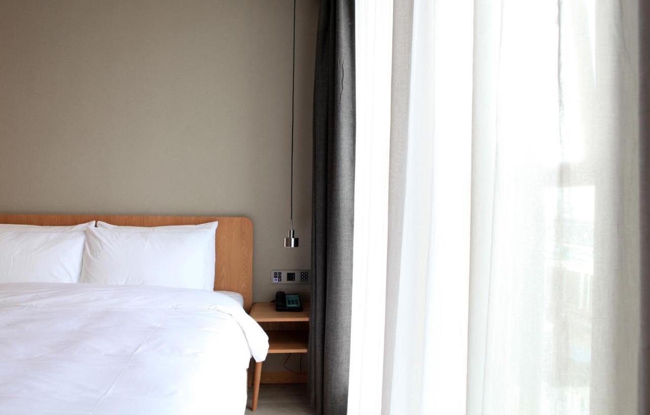 Ebo Hotel Hangzhou Wulin - 5 Mins Drive To The West Lake Exterior photo
